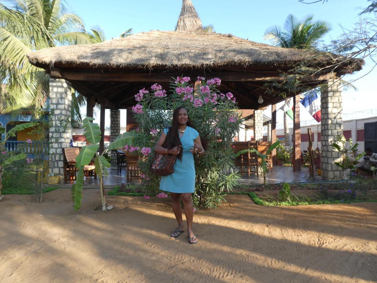 Bohobe Naboty Bed & Breakfast Toliara Exterior photo