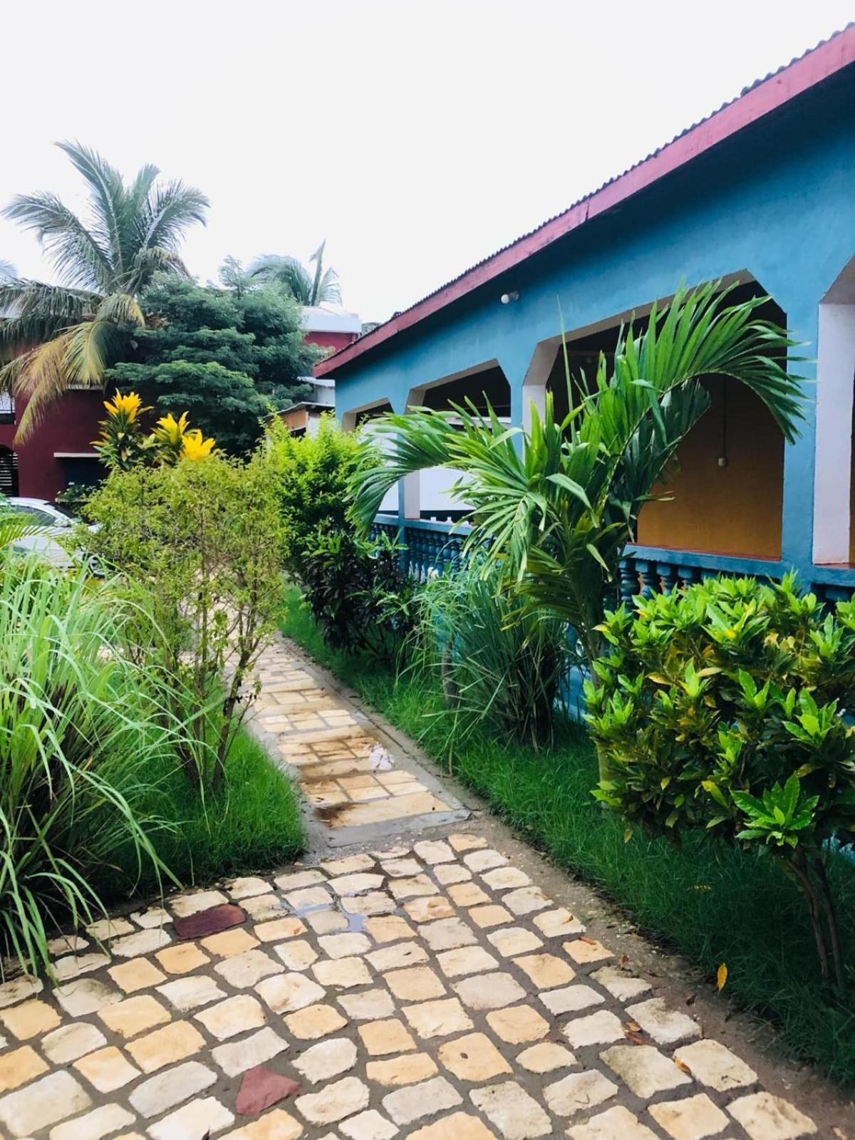 Bohobe Naboty Bed & Breakfast Toliara Exterior photo